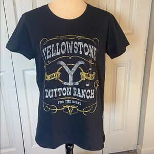 Yellowstone NWT Dutton Ranch Graphic Black Short Sleeve T-Shirt Women's Large